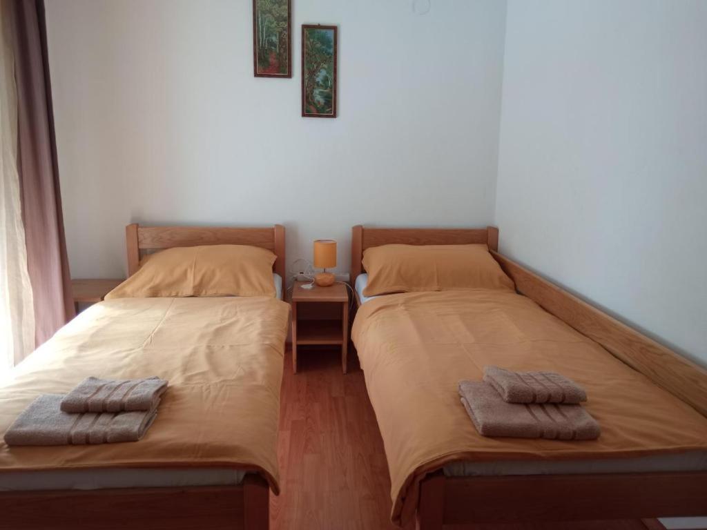 Katy&Mladen 1 Apartamento Baška Exterior foto
