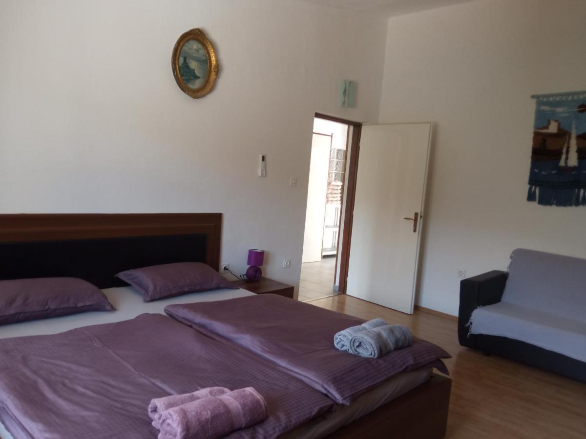 Katy&Mladen 1 Apartamento Baška Exterior foto