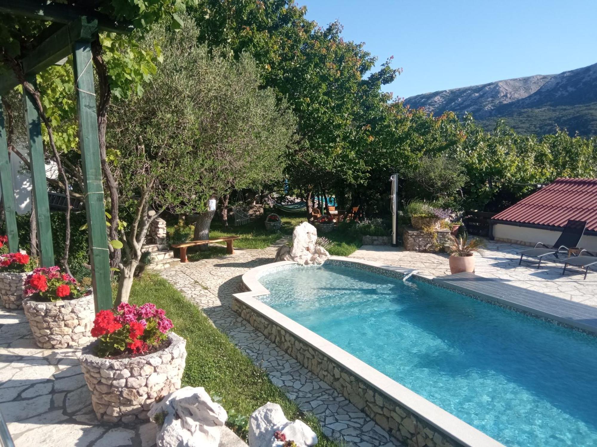 Katy&Mladen 1 Apartamento Baška Exterior foto